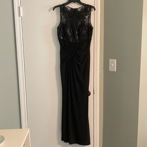 Eliza J sequin gown size 6